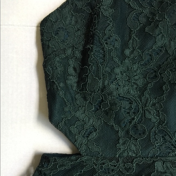 🍃TRINA TURK DRESS🍃 - Picture 7 of 8